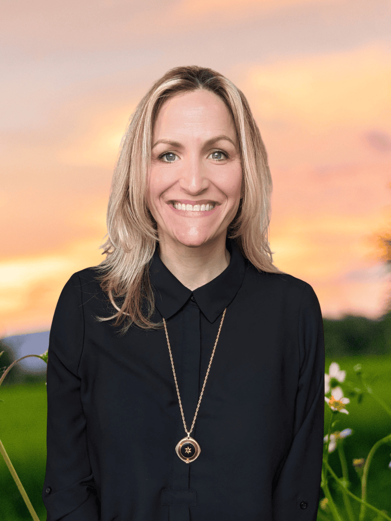 Annie Liston Walters, RP, RCAT, MEd at toronto art therapy space. adult therapy